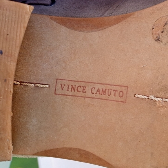 Vince Camuto  Suede Ankle Booties, US 9, Tan, Pre-owned - Picture 11 of 13